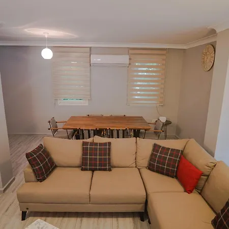 Дом отдыха Fethiye Oeluedeniz'De Dag Ve Doga Manzarali Lueks Villa A1 Фетхие